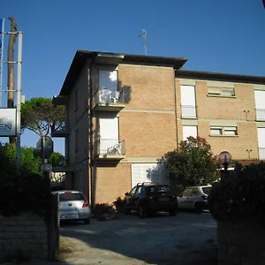 hotel-garden-tirrenia.it-tuscanyhotel.com/